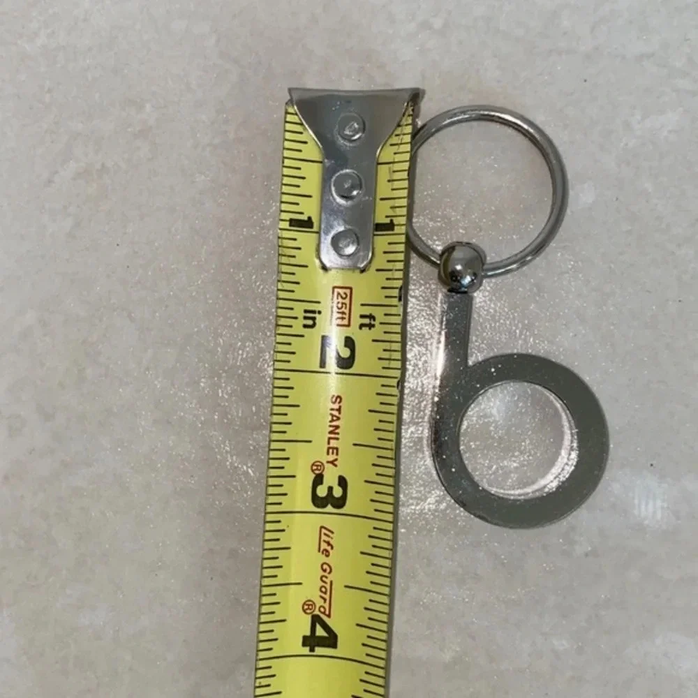 Bloomingdale’s “b” keychain​ vintage